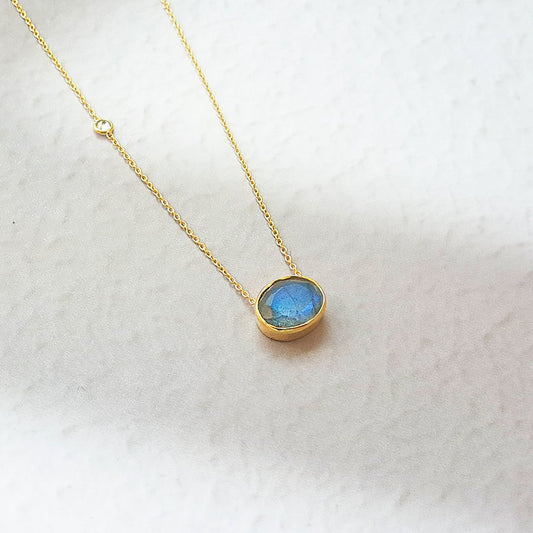 Collar Essentia Labradorita - Baño de Oro 18K