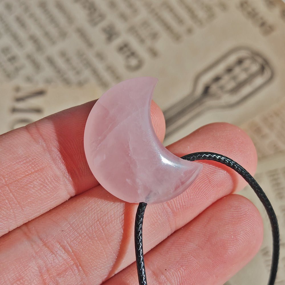 Collar Luna de Cuarzo Rosa - Edición Imperfecta