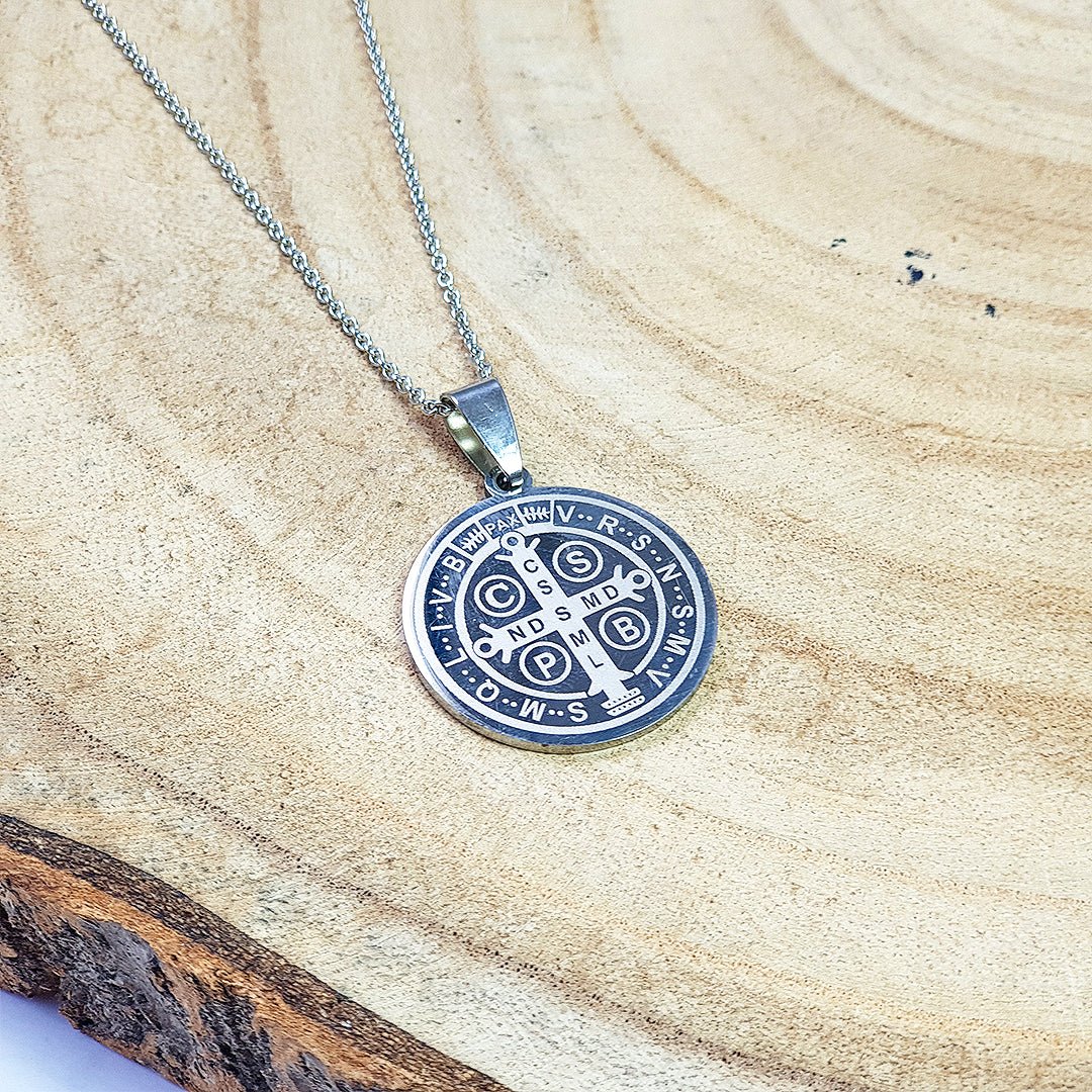Collar Medalla de San Benito