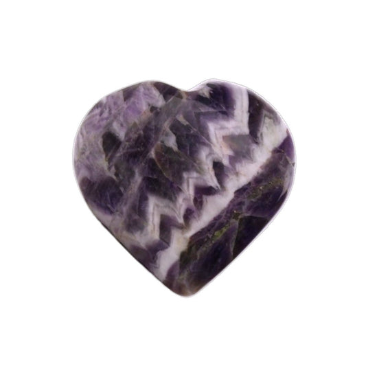 Corazón de amatista, figura geométrica de cristal violeta de Mystical Tienda, con detalles brillantes y forma pulida.