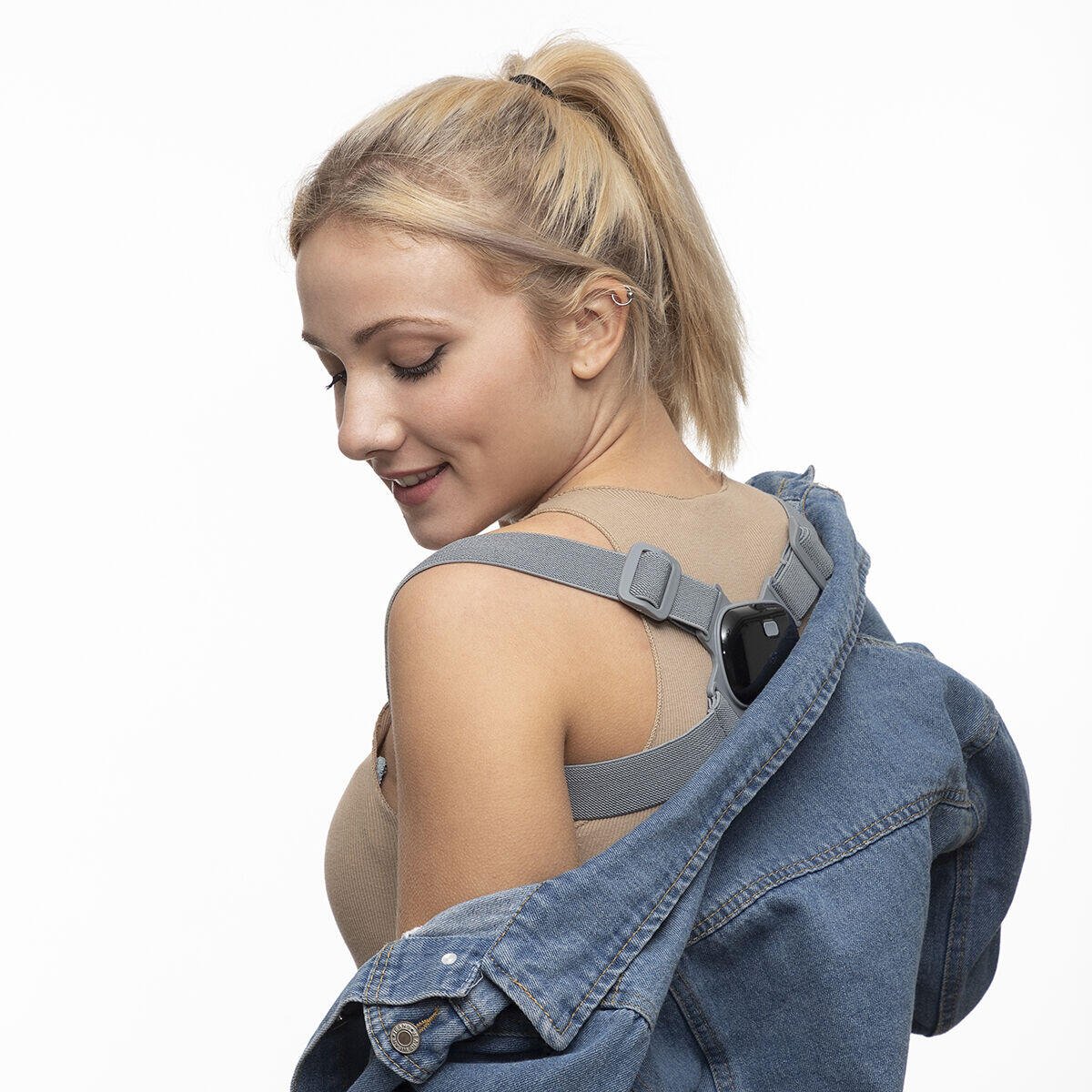 Entrenador de postura inteligente recargable Viback de Innovagoods con vibración para mejorar la postura y aliviar molestias.
