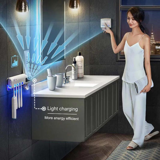 Esterilizador UV 3 en 1 para cepillos de dientes con dispensador de pasta, diseño compacto y moderno para higiene dental.