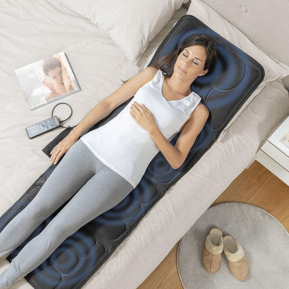 Esterilla de masaje corporal Kalmat InnovaGoods con puntos de masaje para aliviar tensión y mejorar la circulación en la piel.