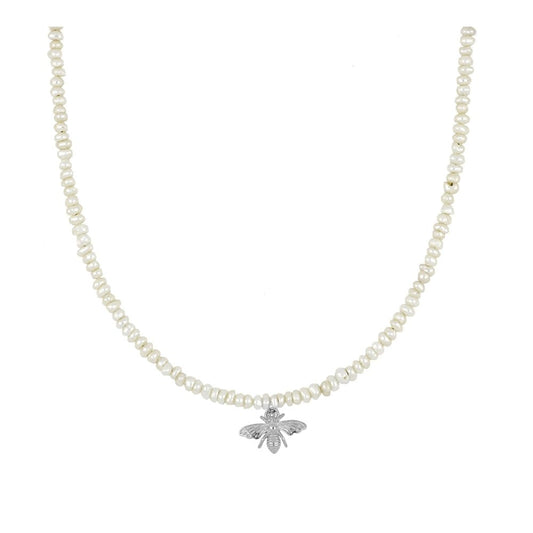 Gargantilla 'Honey' de perlas con amuleto de abeja en estilo elegante, joya romántica y delicada para mujer.