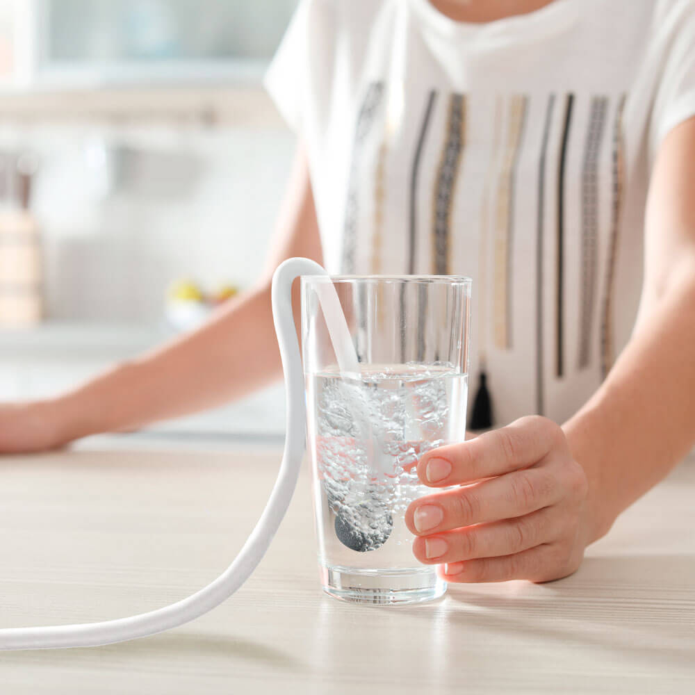 Generador de ozono para aire y agua con ionizador, purificador multifunción para hogar, desinfecta y limpia ambientes y líquidos.