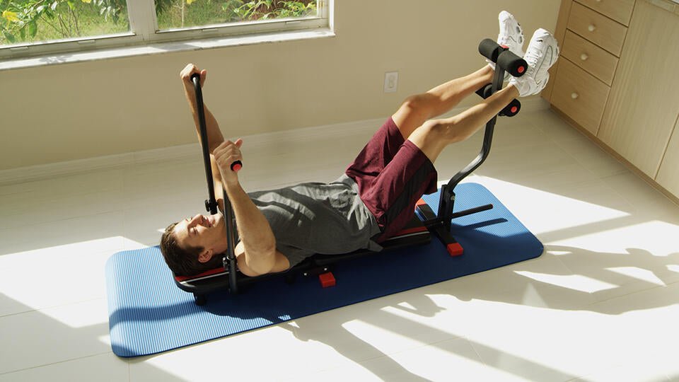 Máquina de abdominales para casa GF FAST ABS de innovagizmo.com, plegable y ideal para entrenar el core en casa.