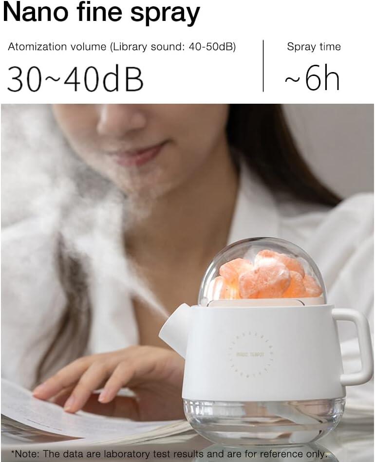 Humidificador tetera mágica de innovagizmo con diseño en forma de tetera, emitiendo vapor y creando ambiente húmedo y relajante.