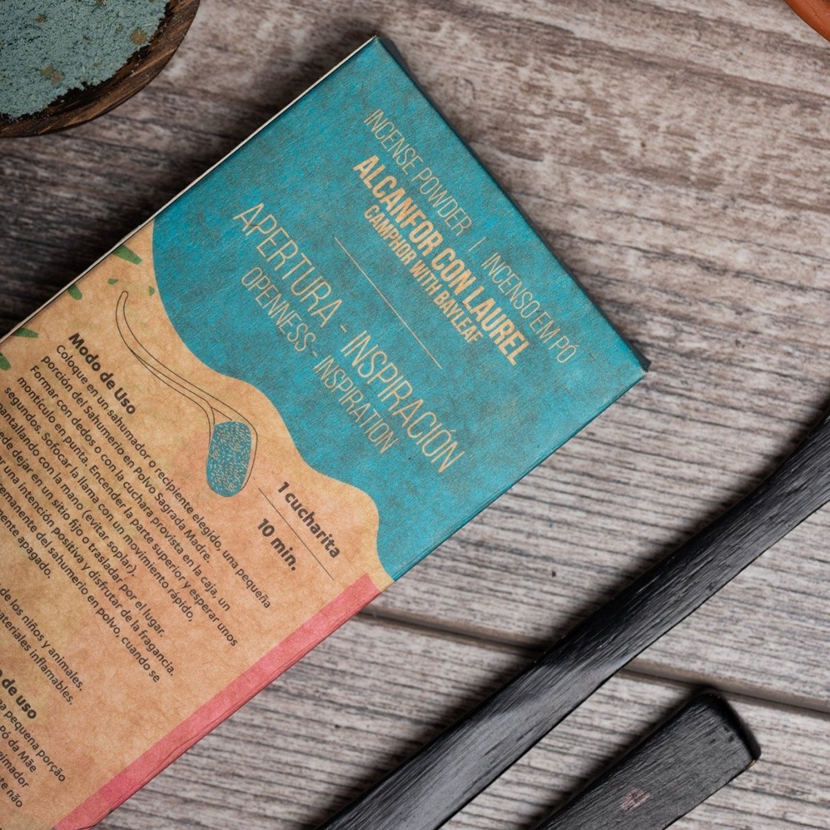 Incienso en Polvo Alcanfor con Laurel - Sagrada Madre