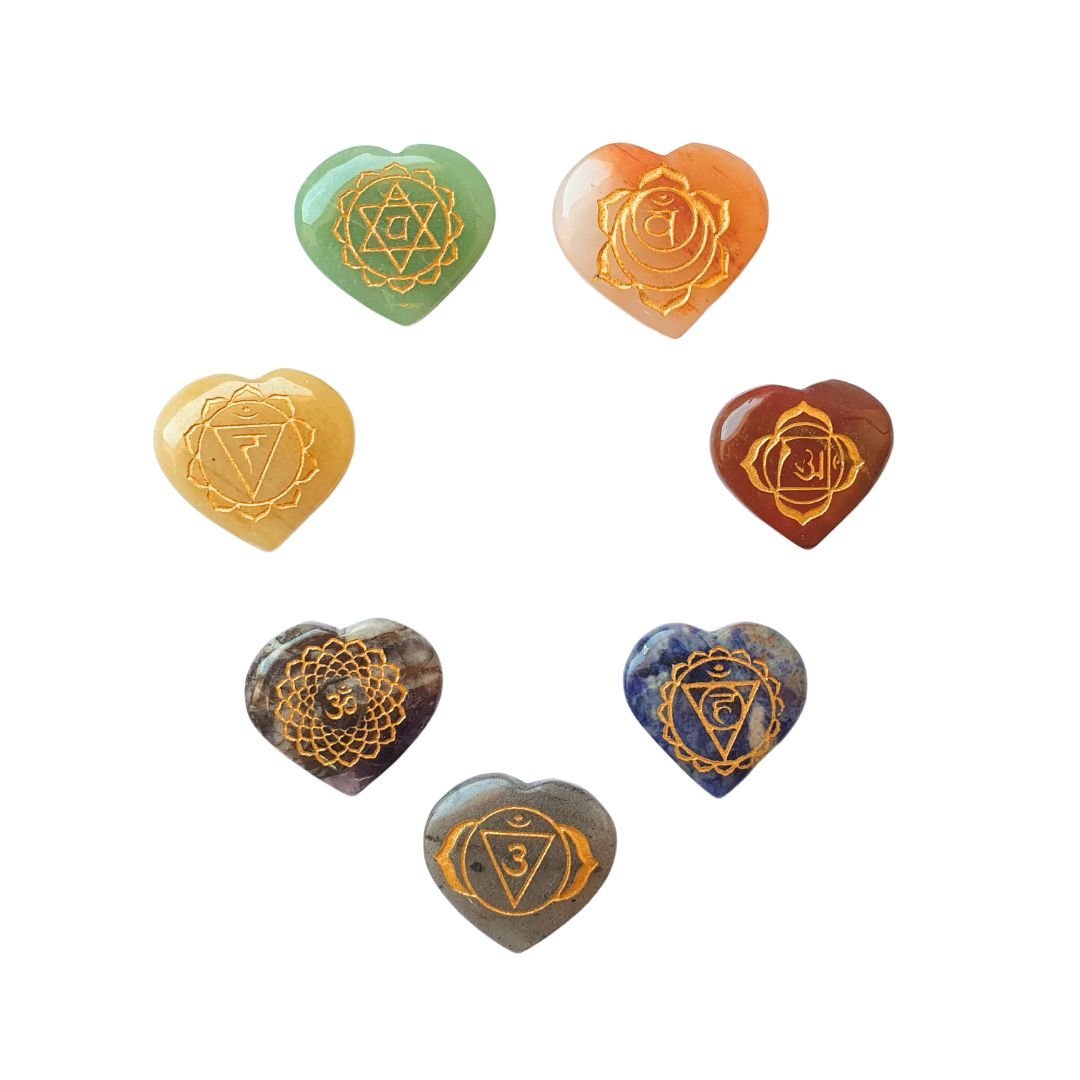 Kit de 7 chakras en forma de corazón, incluye piedras y accesorios para equilibrar la energía, de la marca Mystical Tienda.