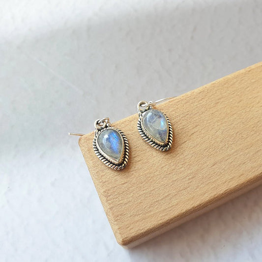 Pendientes Largos Agra de Piedra de Luna y Plata de Ley 925