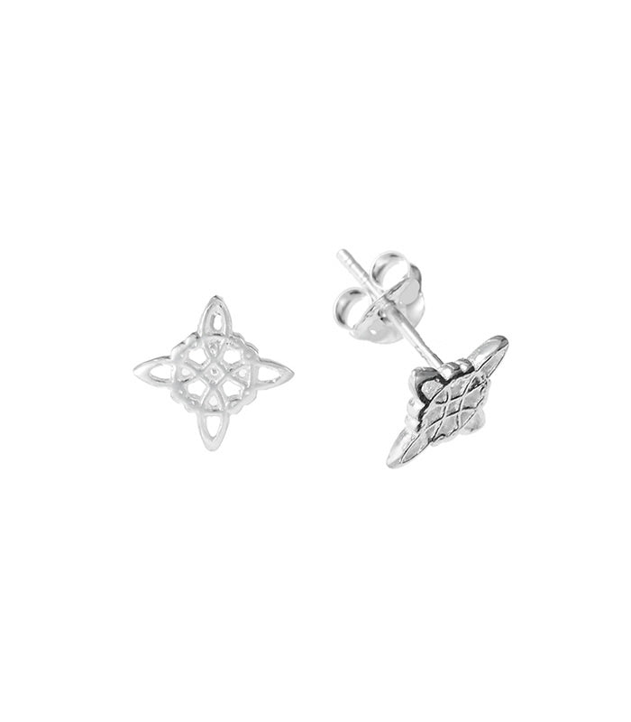 Pendientes 'Anudare' Nudo de Bruja en plata de ley 925, pendientes elegantes con diseño de nudo en plata pura.