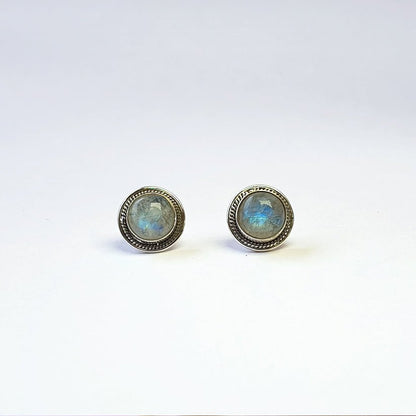 Pendientes Botón de Piedra de Luna y Plata de Ley 925