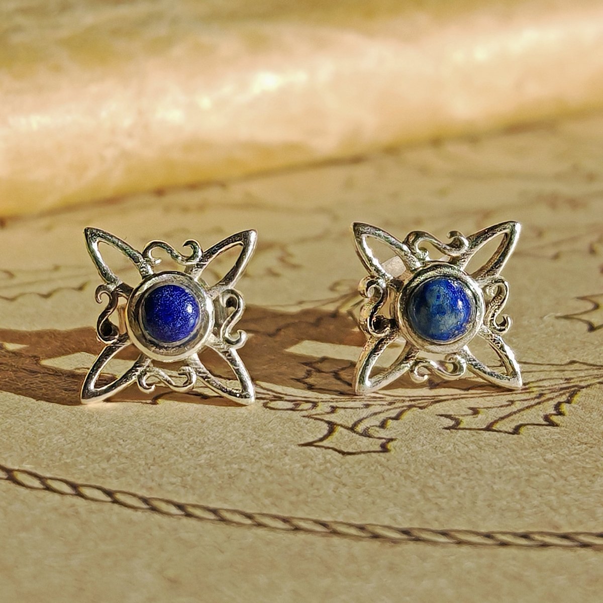 Pendientes Nudo de Bruja con Lapislázuli en Plata de Ley 925