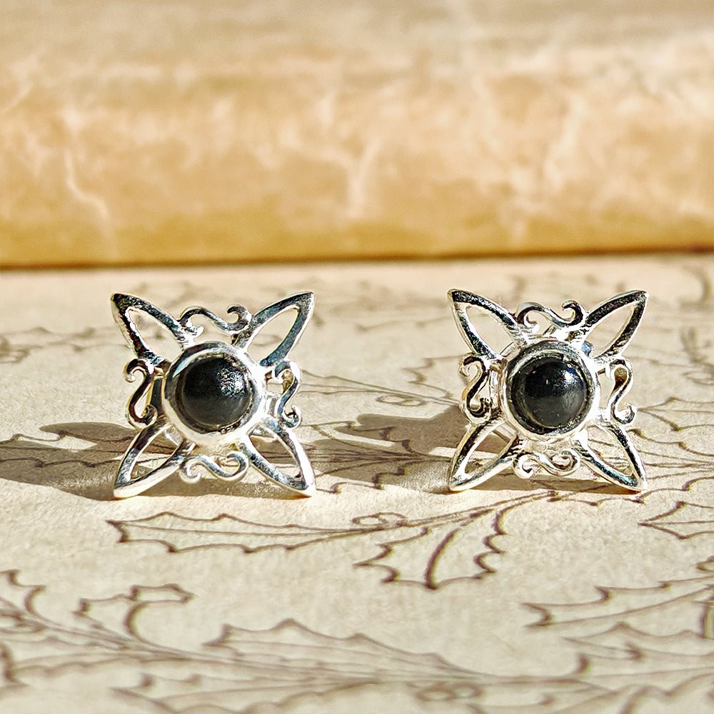 Pendientes Nudo de Bruja con Ónix en Plata de Ley 925