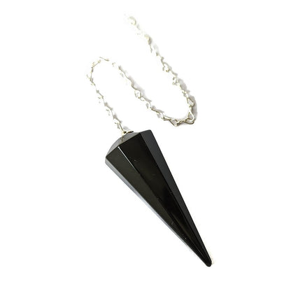 Péndulo de obsidiana facetado, péndulo de mineral negro con acabado brillante, utilizado para meditación y terapias espirituales.