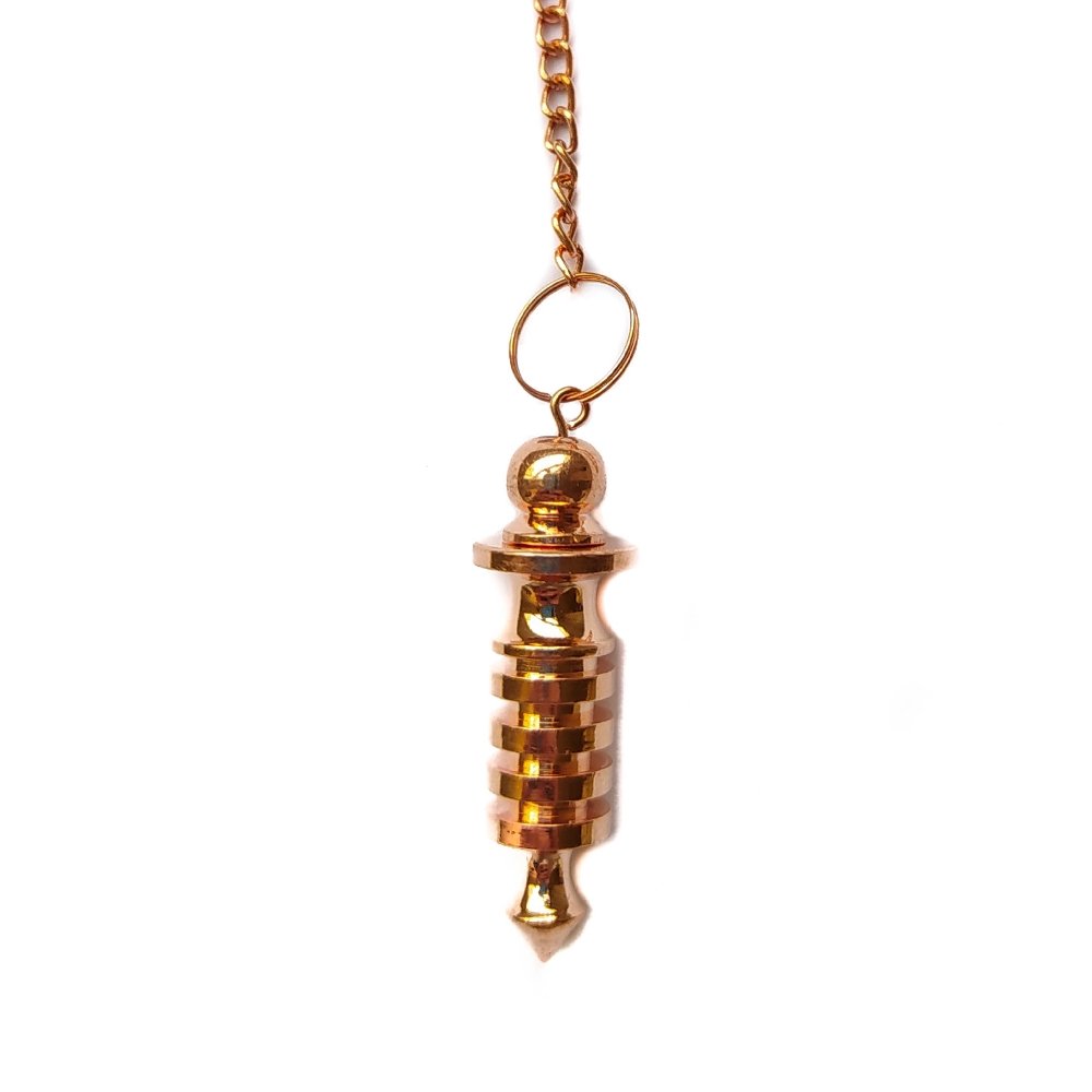Péndulo Isis Mini de cobre, de metal, con forma de péndulo pequeño y elegante para prácticas espirituales y de radiestesia.