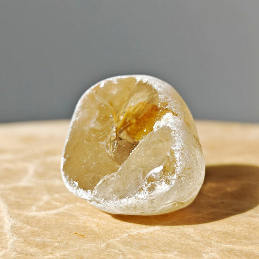 Piedra Vidente de Cuarzo Ahumado 04 - Edición Imperfecta - Sensaido