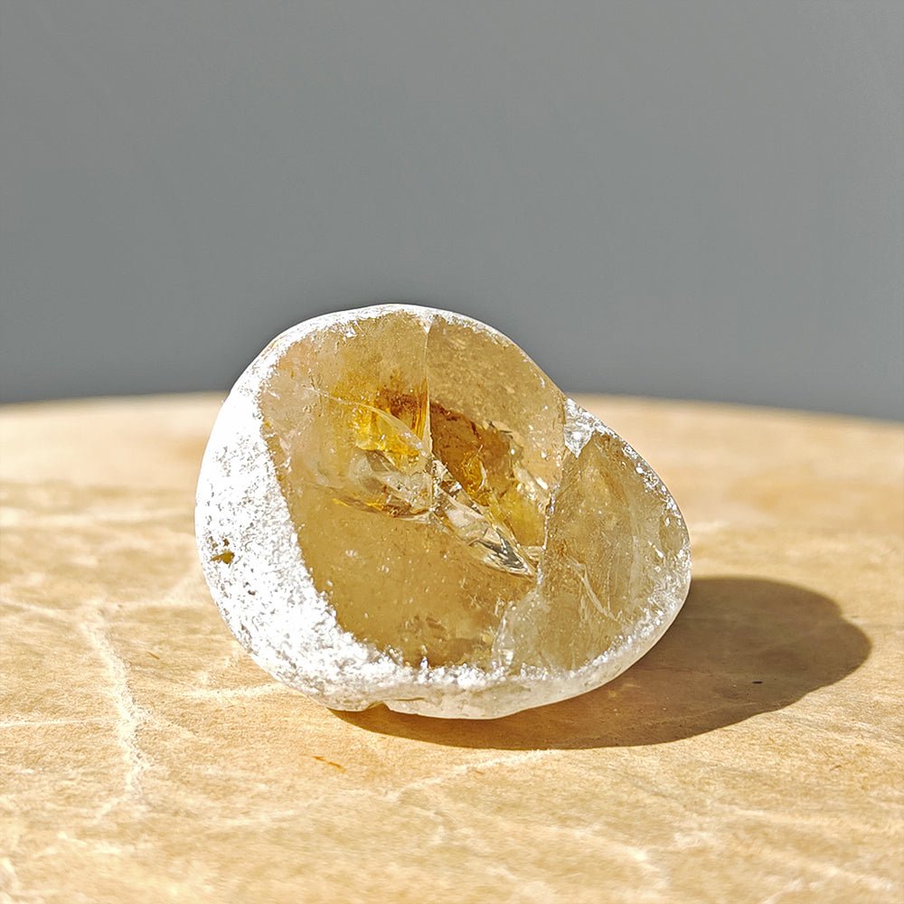 Piedra Vidente de Cuarzo Ahumado 04 - Edición Imperfecta - Sensaido