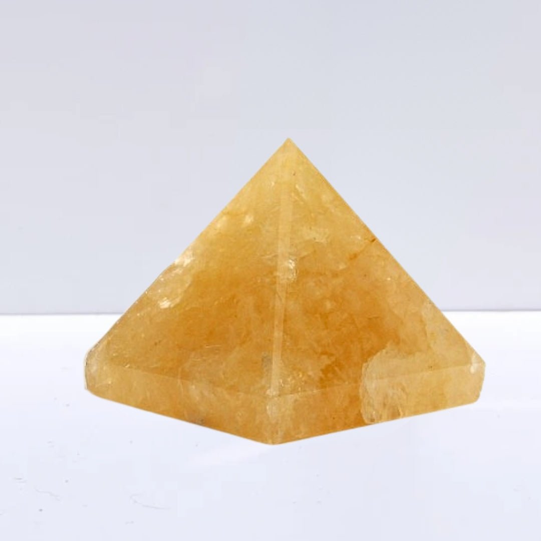 Pirámide de Cuarzo Sanador Dorado - Sensaido