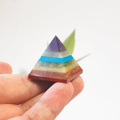 Pirámide de los Chakras 2'5x2'5cm - Sensaido
