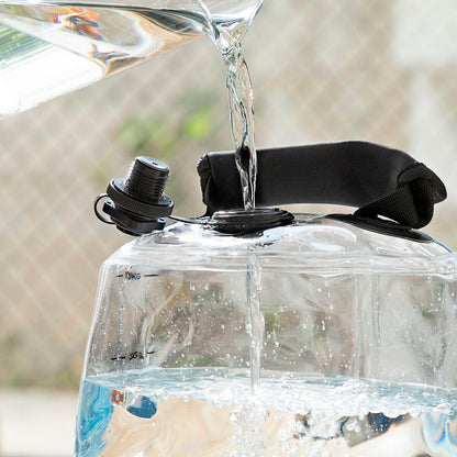 Pesa rusa de agua Fibell de Innovagizmo para entrenamiento fitness, con guía de ejercicios y agarre antideslizante.