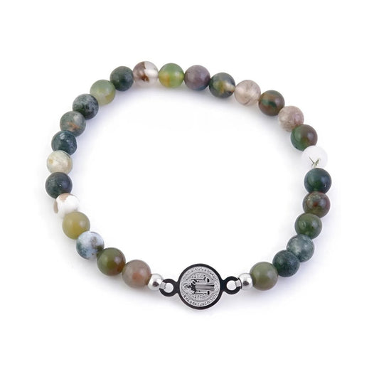Pulsera de mineral de ágata india con amuleto de San Benito, joya espiritual y decorativa de Mystical Tienda.