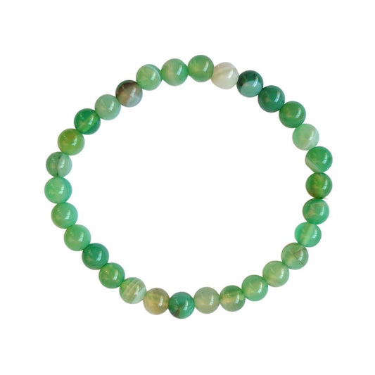Pulsera de Ágata Verde de mineral con bolas lisas, muestra detalles de las piedras en una cuerda ajustable.