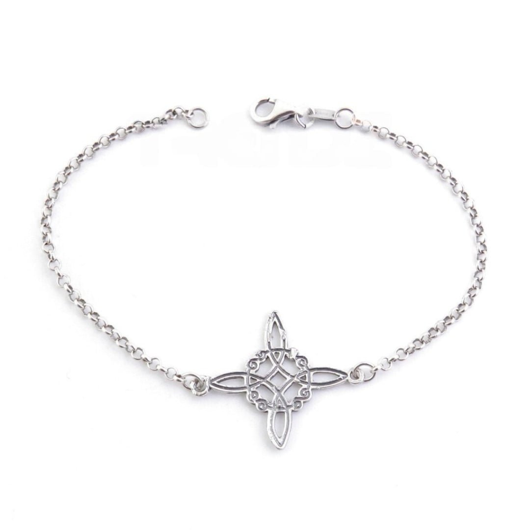 Pulsera protectora de plata de ley 925 con nudo de bruja envejecido, diseño único y artesanal, de la marca Mystical Tienda.