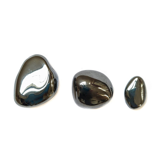 Rodado de hematite de Mystical Tienda, piedra pulida y brillante, utilizado en terapias y como amuleto de protección.