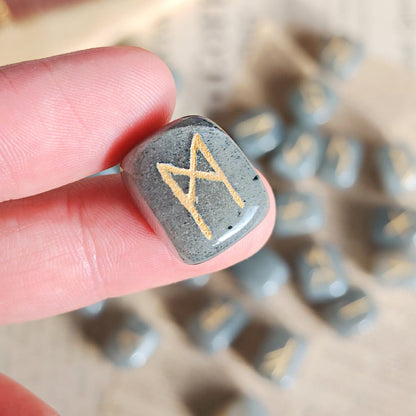 Runas Vikingas Aventurina Gris – Intuición, claridad y conexión ancestral - Sensaido