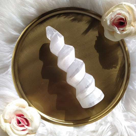 Torre Espiral de Selenita 15 cm - Sensaido